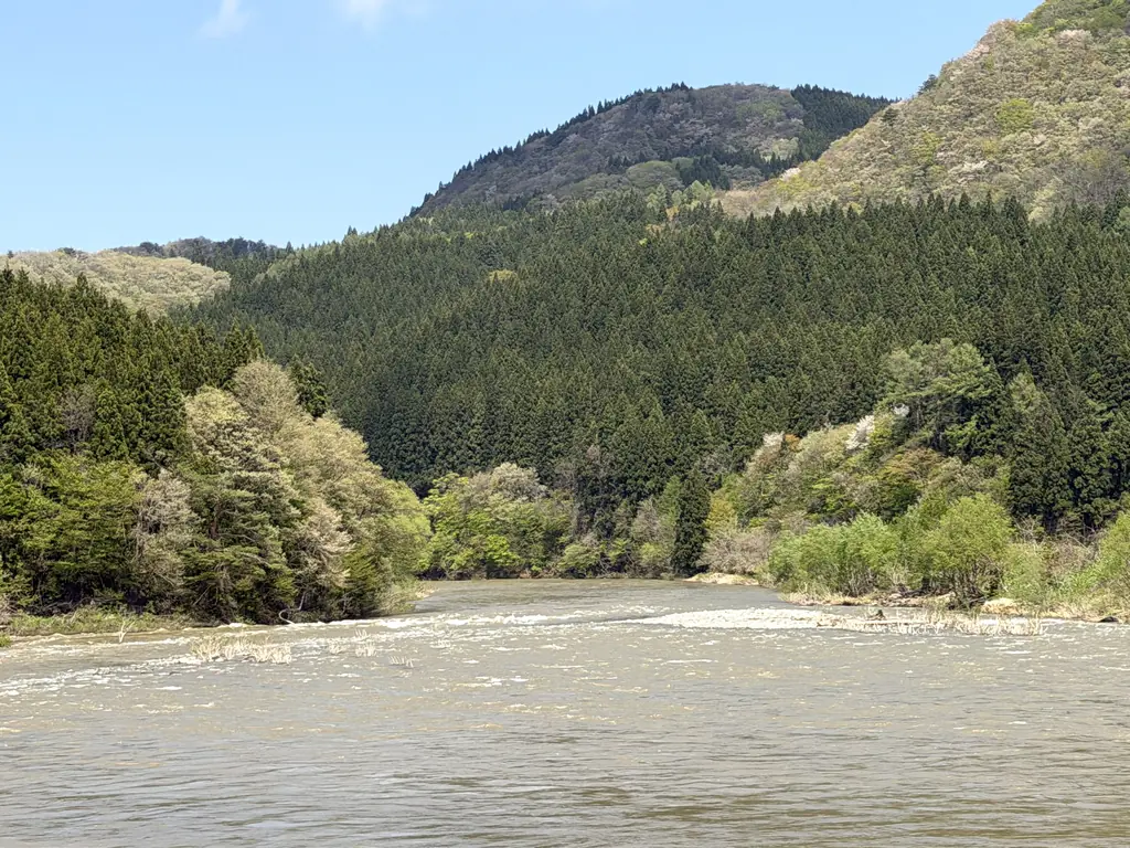 温泉下