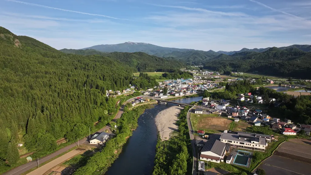温泉下