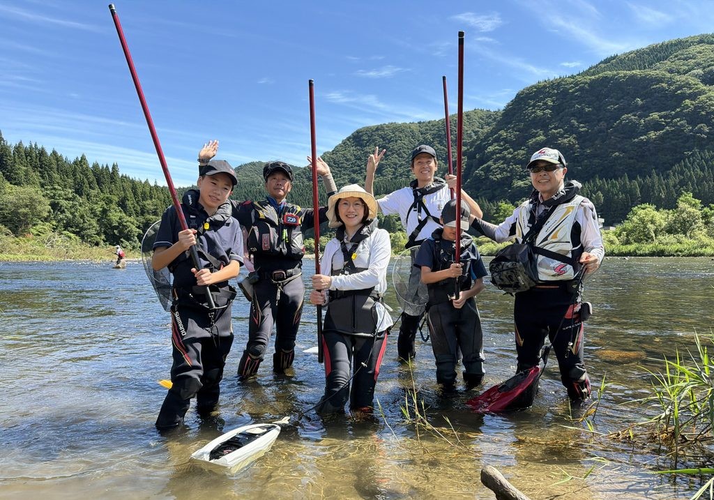 鮎釣り体験の様子